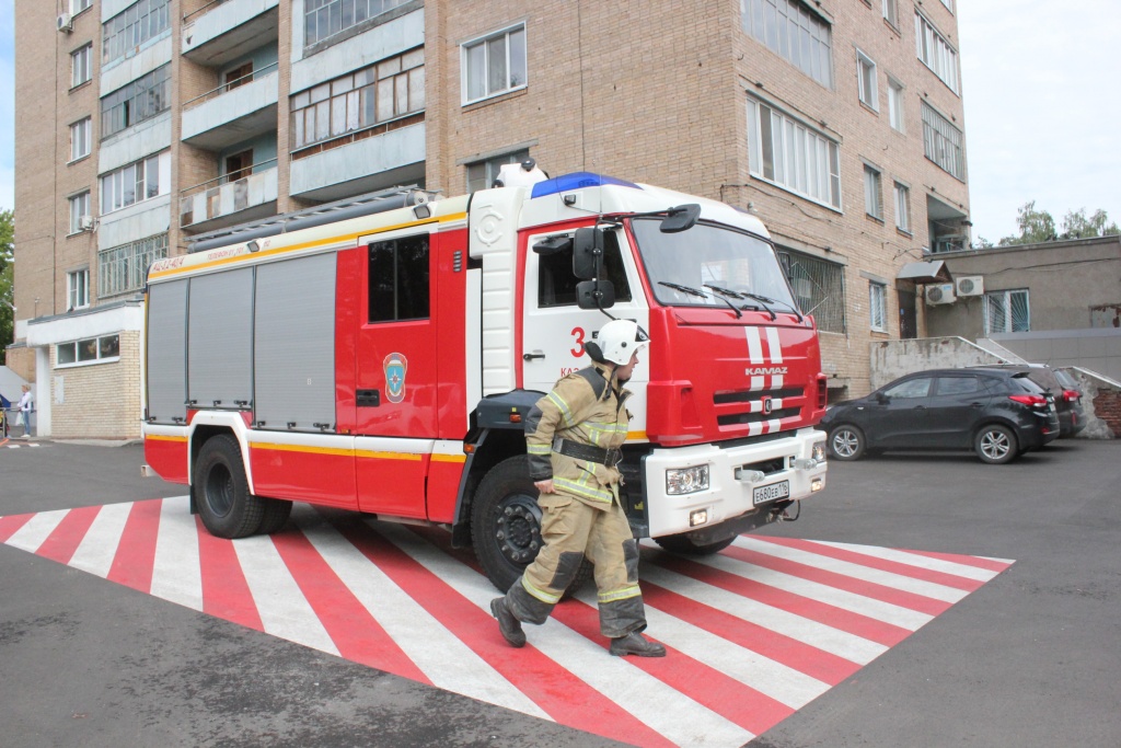 dvizhenie spetstransporta vo dvorah pravila i otvetstvennost