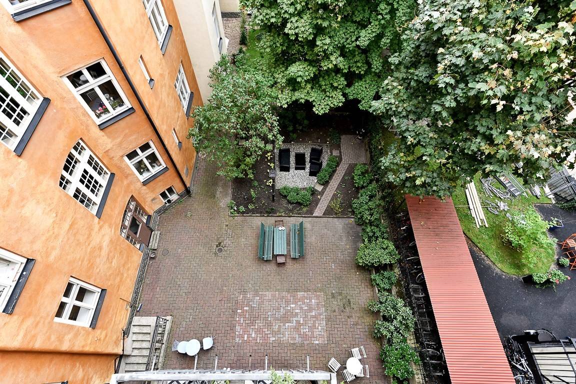 dvizhenie vo dvorah mnogokvartirnyh domov pravovye aspekty