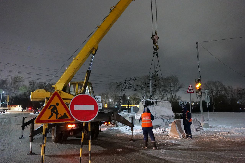 ekonomicheskie posledstviya dorozhnyh rabot i obezdnyh putey dlya biznesa i naseleniya