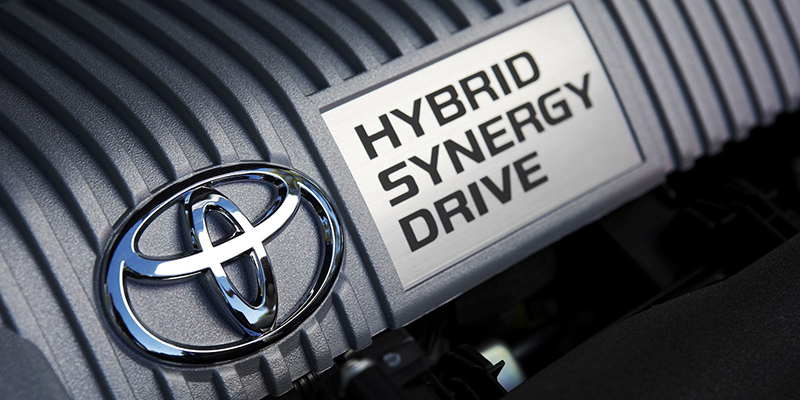 gibridnye transportnye sredstva most mezhdu benzinovymi i elektricheskimi avtomobilyami